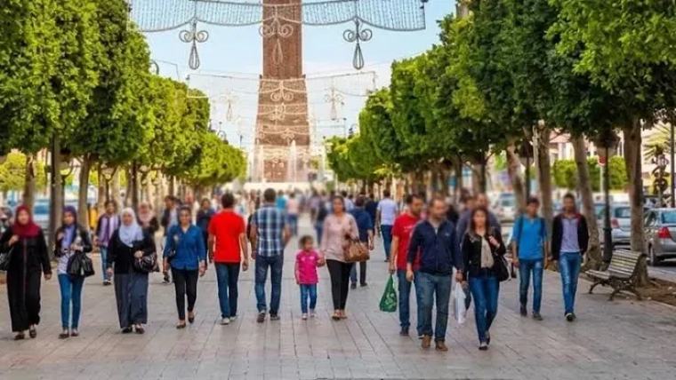 الأُمية الرقمية والبيئية.. تحديات جديدة أمام التونسيين